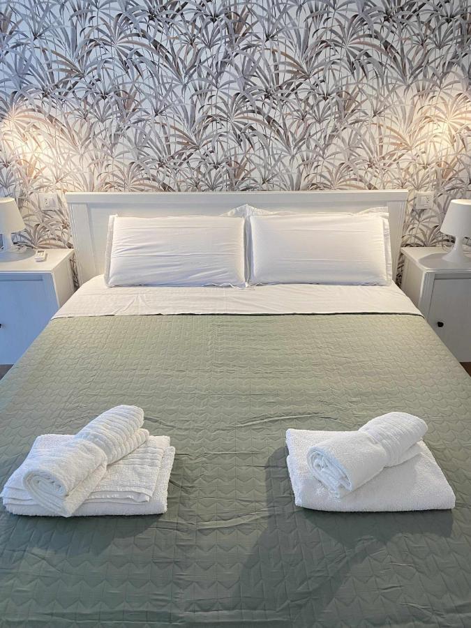 Apartamento Bajo Con Piscina Macarella Cala'N Blanes  Exterior foto